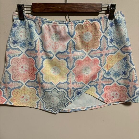 FOR LOVE & LEMONS Mosaic Ole Skirt, Tile Print- Size Large - Picture 7 of 11